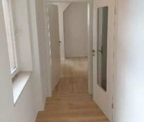 Ihre neue Wohnung mit Wannenbad und separater KÃ¼che in der MeiÃner Altstadt! - Photo 2