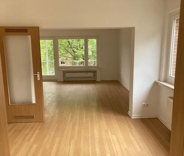 Charmante 2,5 Raum-Wohnung mit großem Balkon - Foto 2