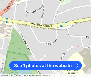 STYLISH FAMILY HOME IN A PRIME COASTAL POCKET - Photo 1