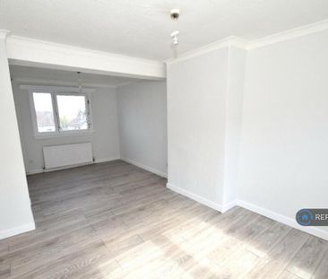 2 bedroom terraced house to rent - Photo 2