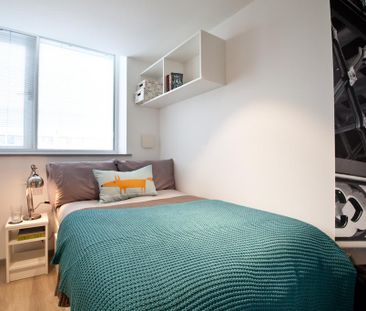 1 bedroom in a house share to rent - Photo 6