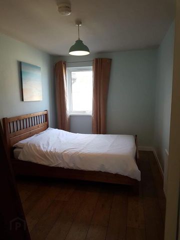 12 Stuart Gardens (STUDENT LET), Portstewart, BT55 7AS - Photo 5