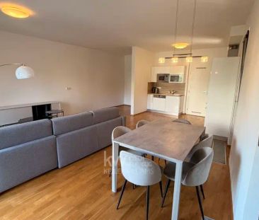 Pronájem prostorného bytu 2+kk se dvěma balkony a parkováním – Rezi... - Photo 6