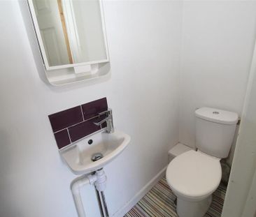 6 bedroom house to rent - Photo 1