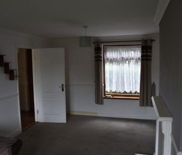 2 bedroom terraced house to rent - Photo 2