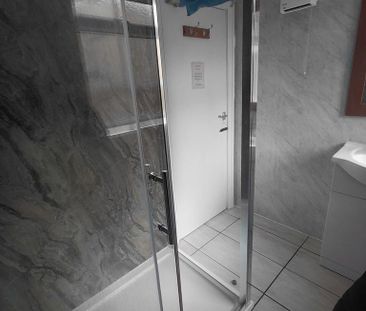 1 bedroom house of multiple occupation to rent - Photo 5