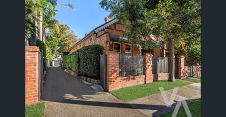 Your Next Move. - Photo 5