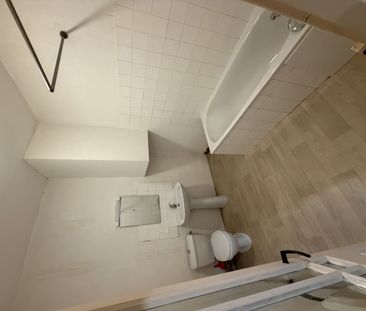 Location Appartement 2 pièces 40m² REALMONT 81120 - Photo 5