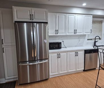 For Lease - 64 Wilmont Court, Brampton, Ontario - Photo 4