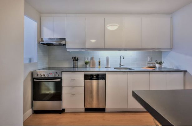 Castle Towers - Photo 1