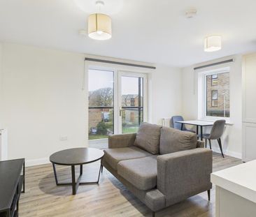 Minett Road, Yate, Bristol - Photo 1