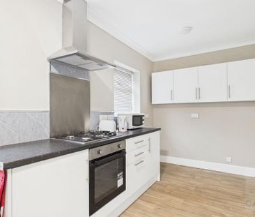 1 bedroom house of multiple occupation to rent - Photo 4