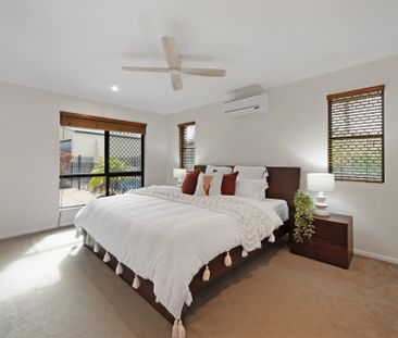 Beautifully presented family home with a pool! - Photo 5