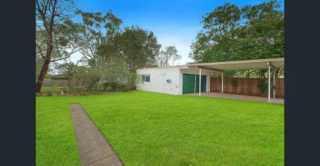 Spacious Family Home in Quiet Turramurra Pocket - Photo 4