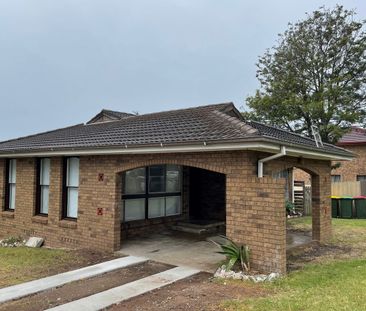 Family Home! - Photo 3