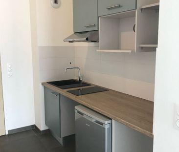 Location Appartement 2 pièces 48m² - Photo 3