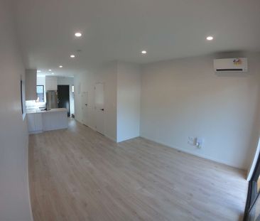 3 bedroom townhouse - Photo 4