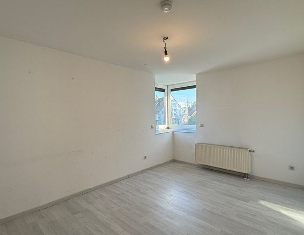 SANKT AUGUSTIN helle 3 Zimmer-Wohnung mit 88 m² Wfl. im 1. OG, Küche, Süd-Balkon, Stellplatz, Keller - Foto 1