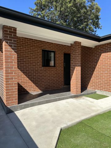 “Brand new 3 Bedroom Granny House for rent at Seven Hills !!!” - Photo 4