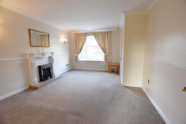 3 bedroom semi-detached house to rent - Photo 1