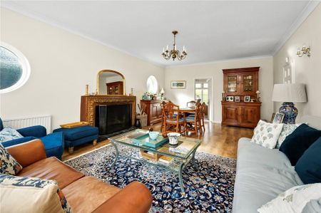 5 bedroom detached house to rent - Photo 3