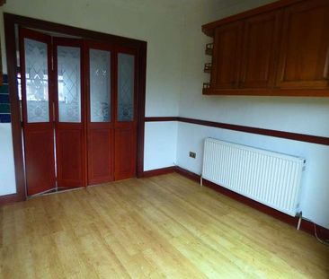 Heathview Road, Grays, RM16 - Photo 6