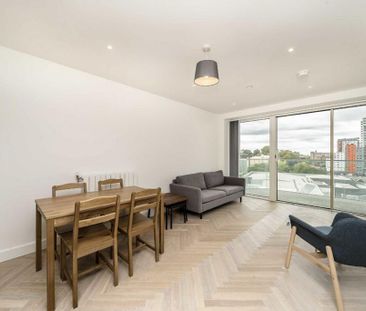 2 bedroom flat to rent - Photo 1