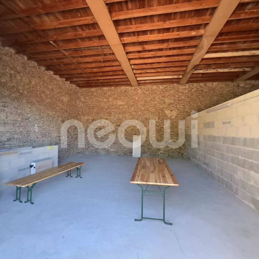 Rental House - Photo 1