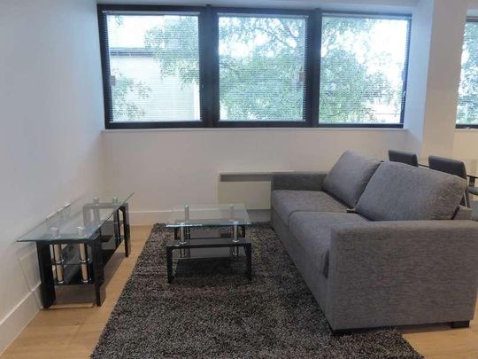 Hanover House, Kings Road, Reading, RG1 - Photo 1