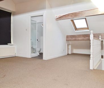 4 bedroom House To Let - Photo 2