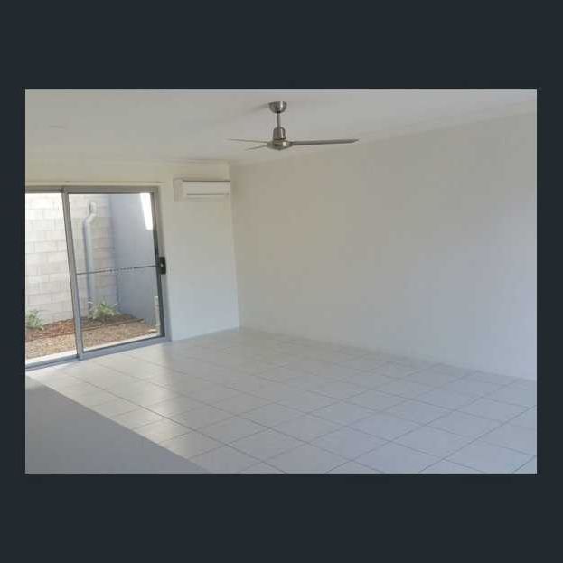 Don’t Let This one Get Away! Modern Town House In A Prime Location!! - Photo 1