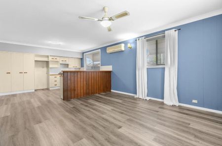 FAMILY LIVING WITH SWIMMING POOL - Photo 2