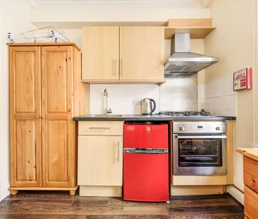 Studio to rent - Photo 5