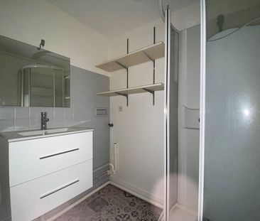 Location Appartement 3 pièces 66m² - Photo 3