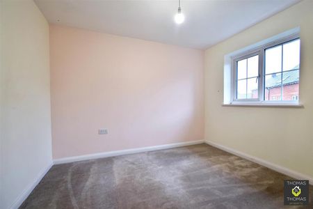 3 bedroom semi-detached house to rent - Photo 4