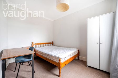 3 bedroom terraced house to rent - Photo 4