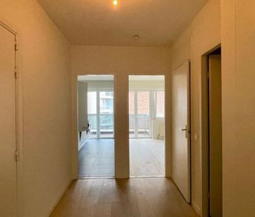Appartement te huur in Antwerpen voor € 800 met 1 slaapkamer - Photo 3