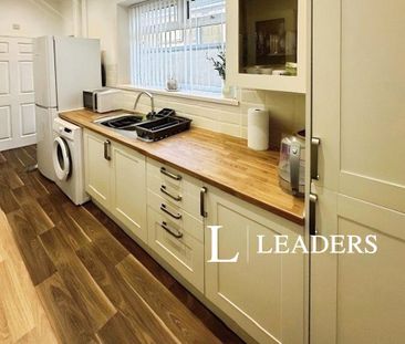 2 bedroom house to rent Lomas Street, ST4 - Photo 3