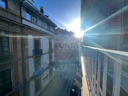 Alquiler de piso en Calle Capua, 10 D - Photo 4