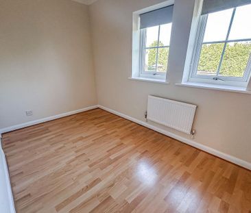2 bedroom semi-detached house to rent - Photo 5