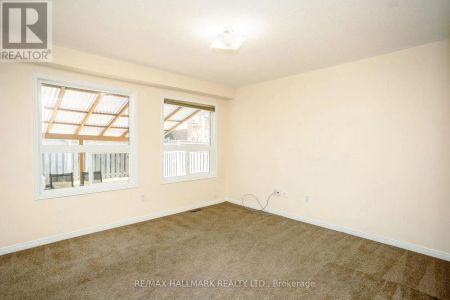 384 FLAGSTONE WAY - Photo 2