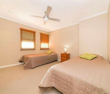 31 Windeyer Street, Bald Hills QLD, Belconnen - Photo 4