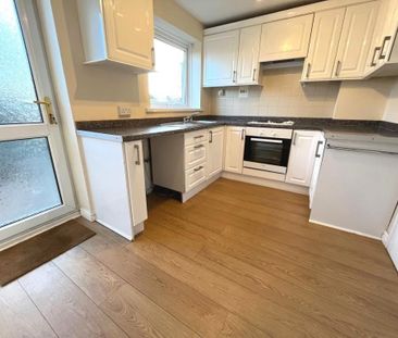 2 bedroom end of terrace house to rent - Photo 6