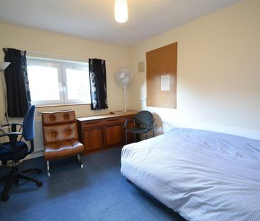 405 New Ashby Road - Engineering Side Loughborough - Photo 2