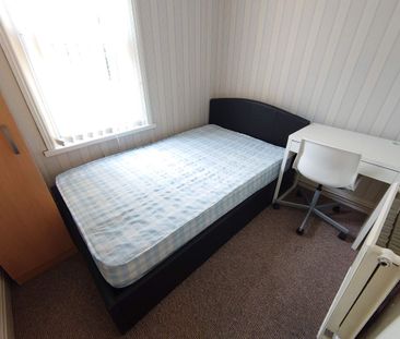 Birstall Rd, Kensington. - Photo 5