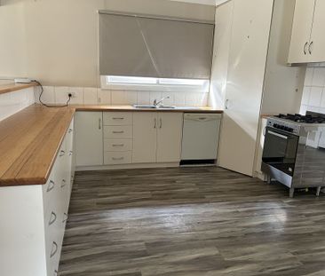 AFFORDABLE LIVING - Photo 4