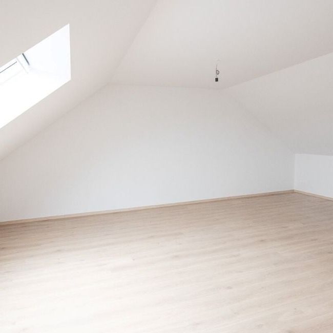 Woning te huur in Zulte voor € 1.295 met 4 slaapkamers - Photo 1