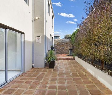 Thinking of selling? Contact our agent - Photo 5