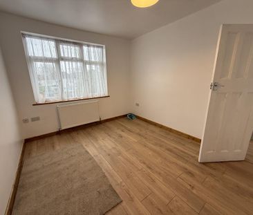 3 bedroom property to rent - Photo 4