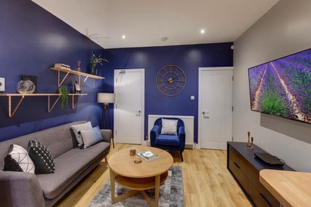 1 bedroom in a house share to rent - Photo 3